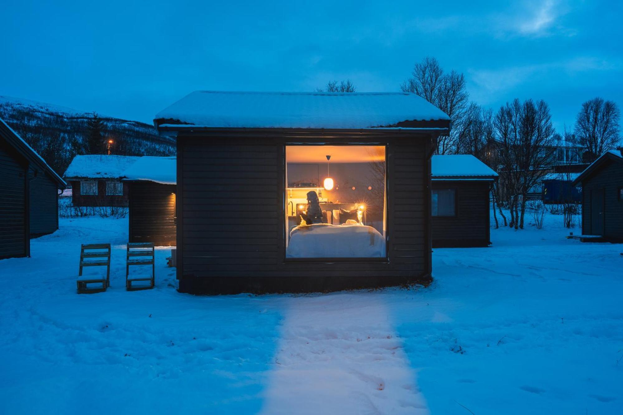 Aera - Glass Cabins Тромсьо Екстериор снимка