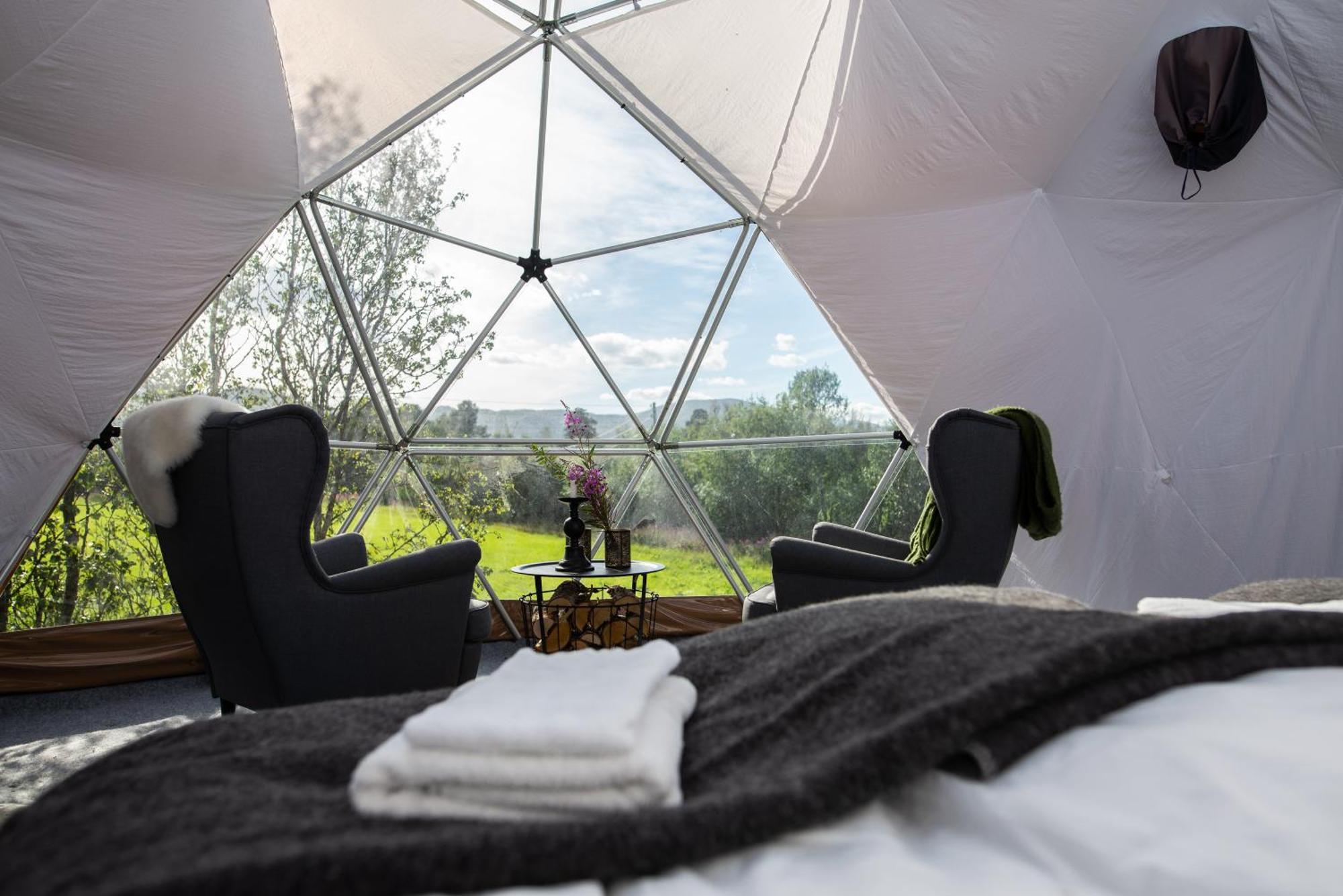 Aera - Glass Cabins Тромсьо Екстериор снимка